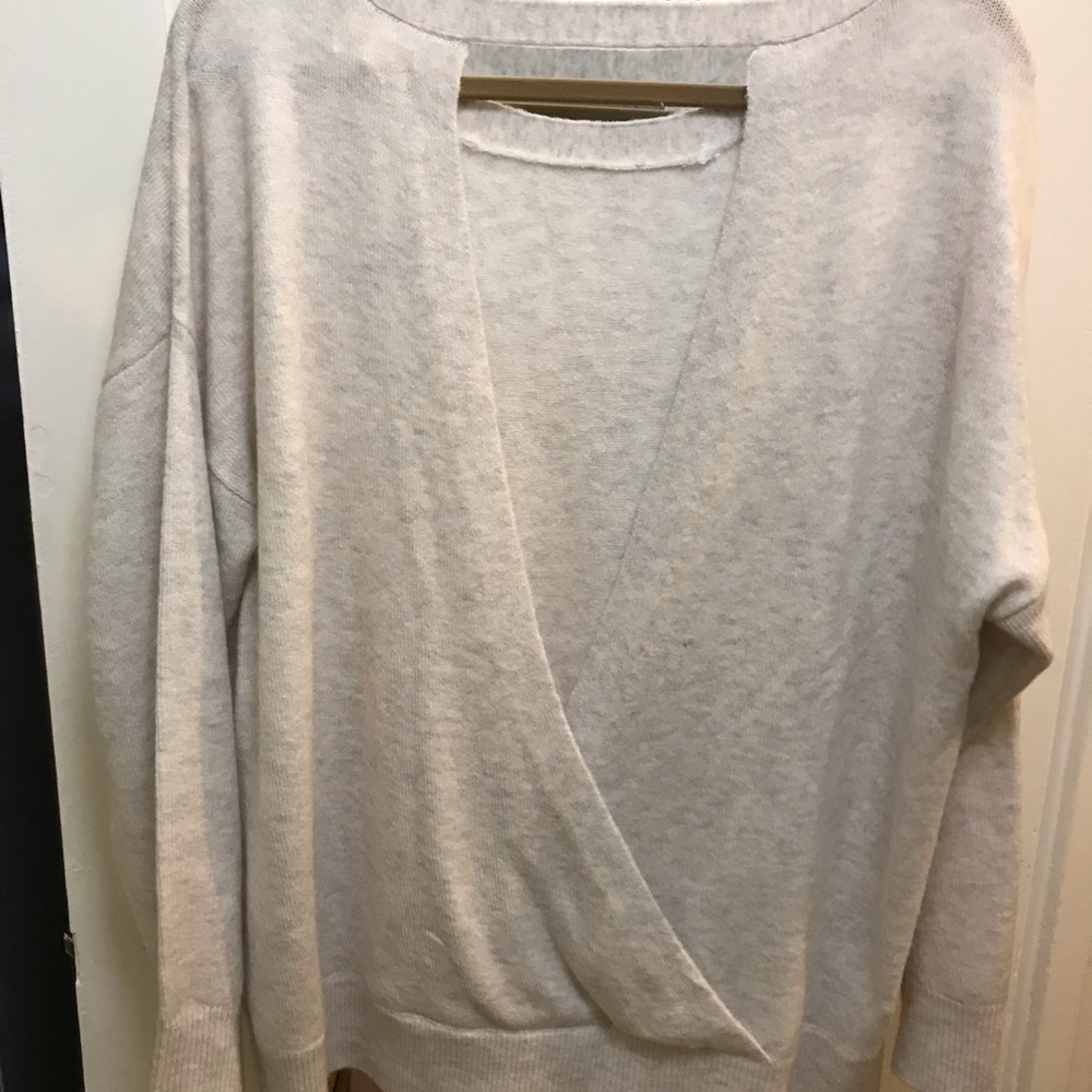 NWT- Open back sweater